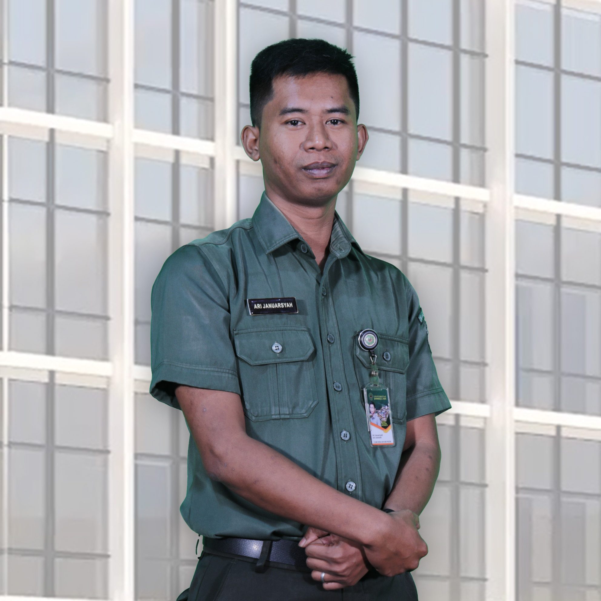 Ari Januarsyah Anggota Urusan Akademik