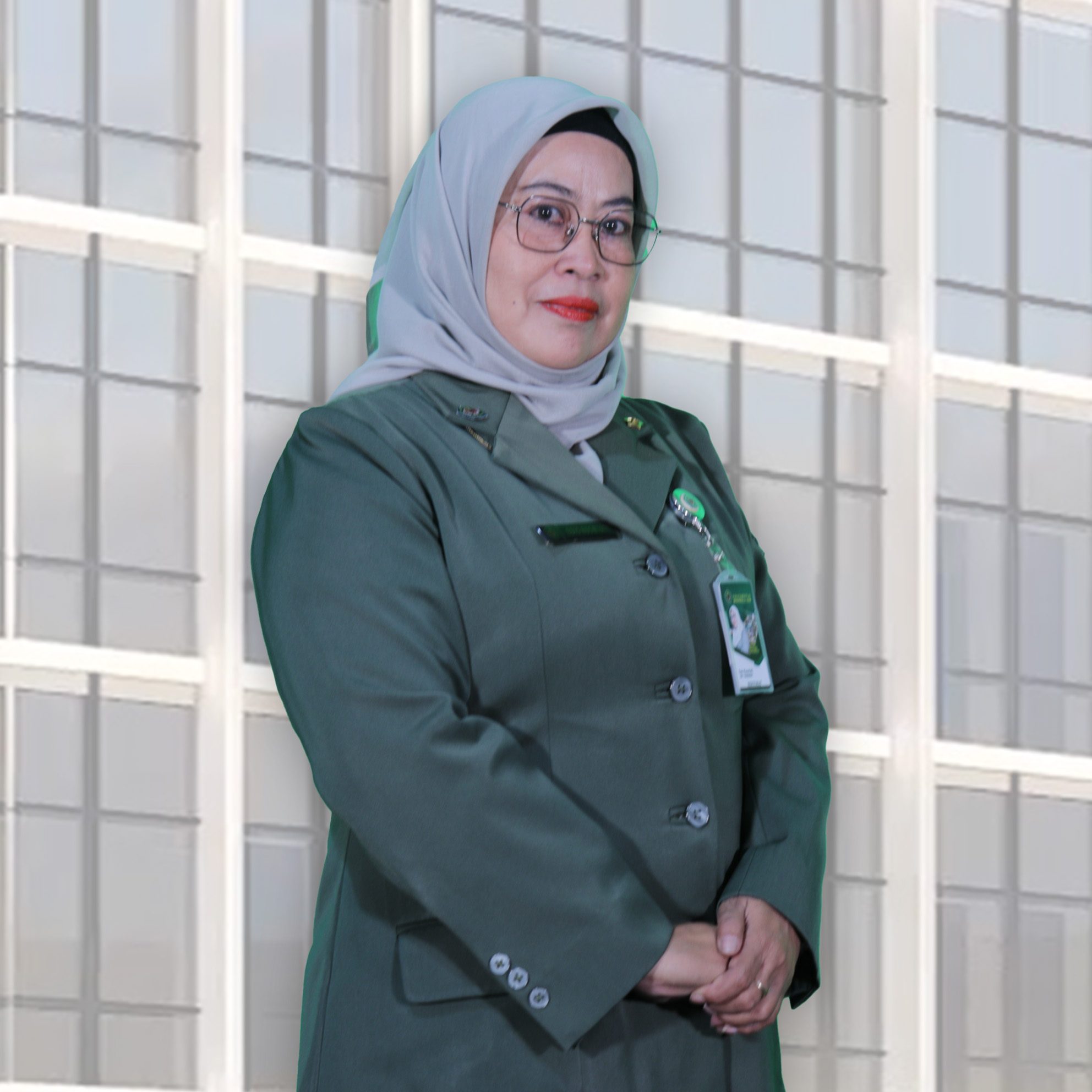 Euis Rusmiati Kepala Sub Bagian Tata Usaha