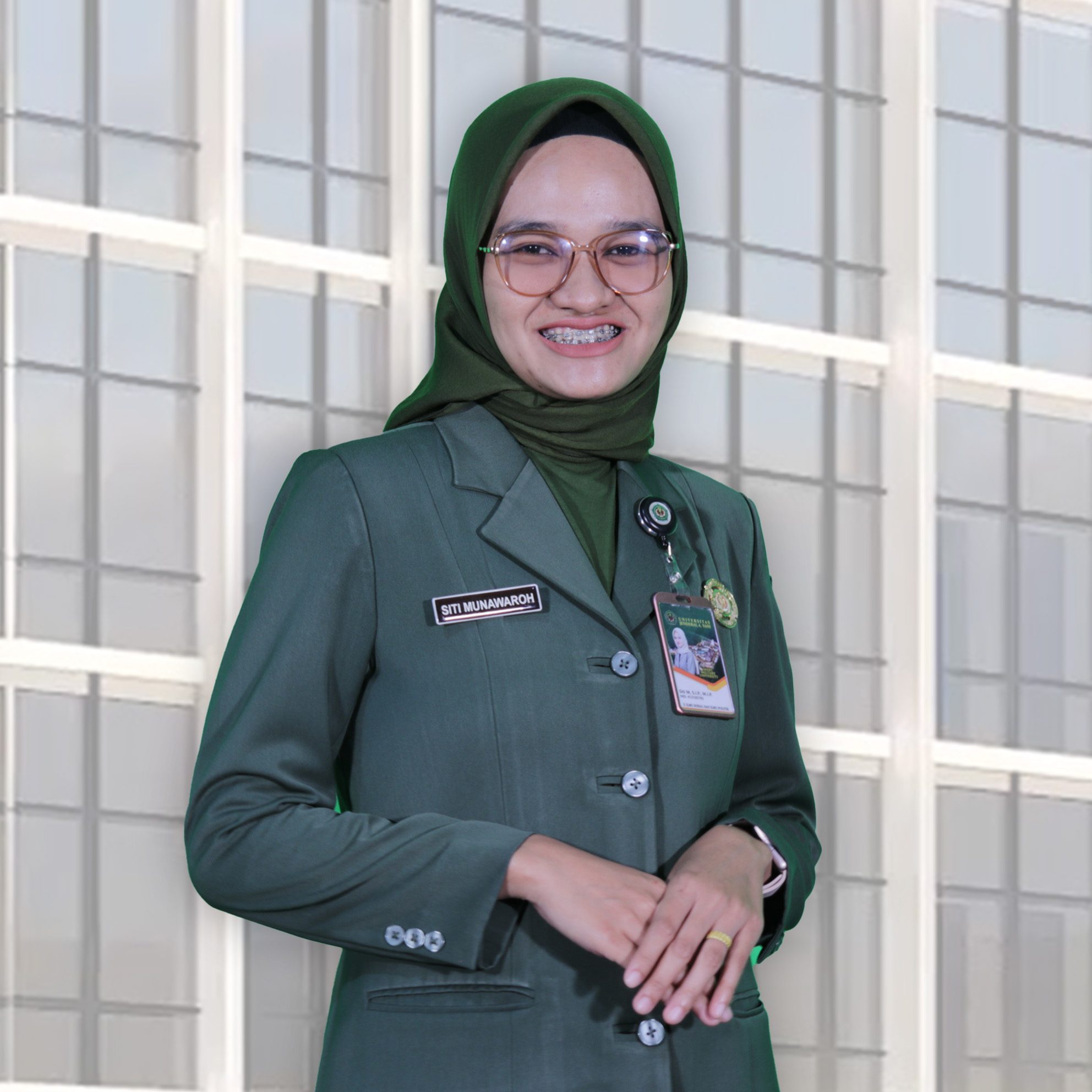 Siti Munawaroh, S.IP., M.I.P.